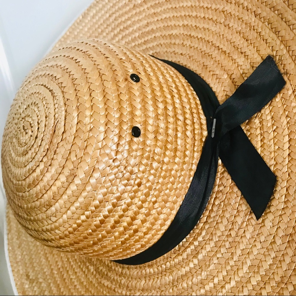 Straw Hat ☀️ Bring On Summer / Host Pick - Picture 3 of 14